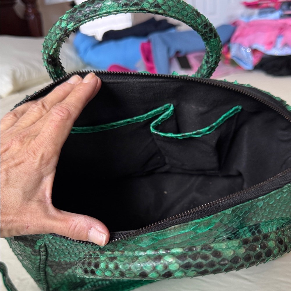 Green Genuine Python Pattern Handbag - image 2